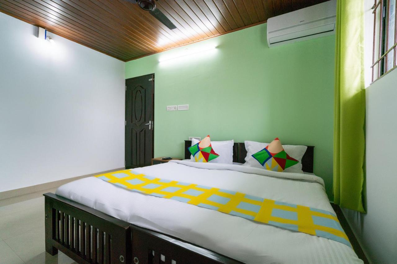 Oyo Home 49697 Aj Apartments Kochi Eksteriør bilde