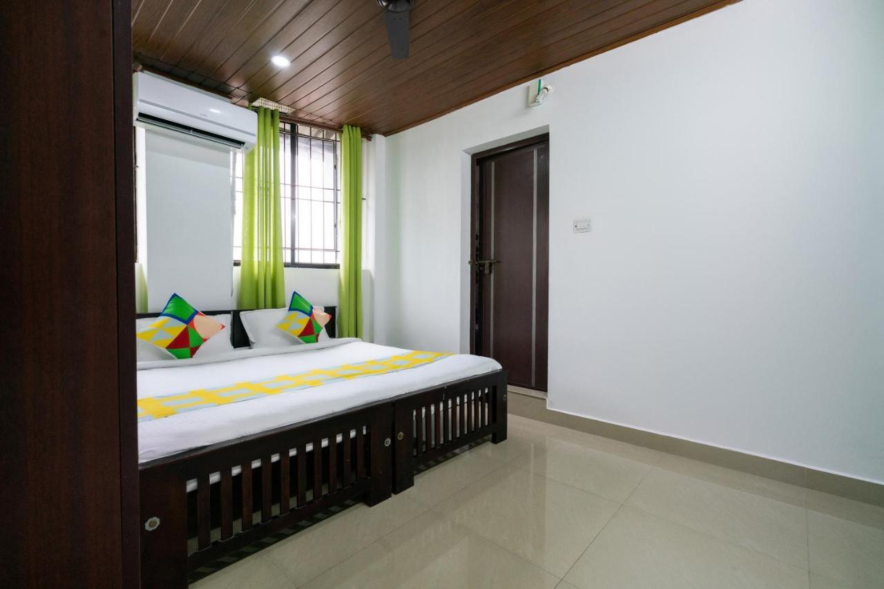 Oyo Home 49697 Aj Apartments Kochi Eksteriør bilde